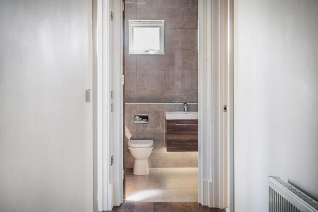 Hall to bathroom.jpg