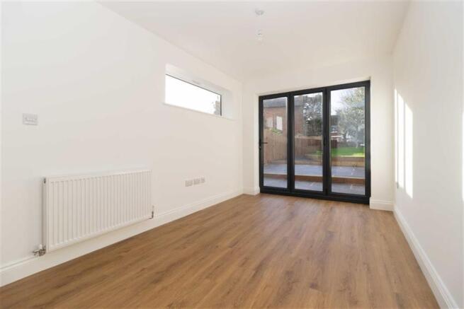 REAR RECEPTION ROOM