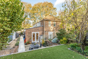 2, Winterbourne Close, Lewes BN7 1JY