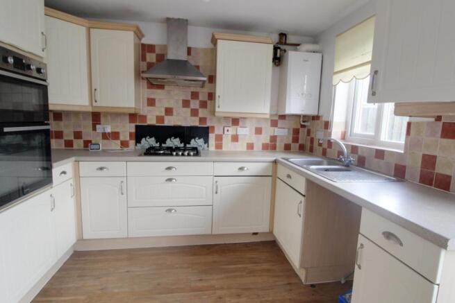 Kitchen 4