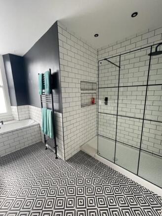 Family bathroom