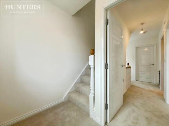 3 bed Semi-Detached for sale Image 10