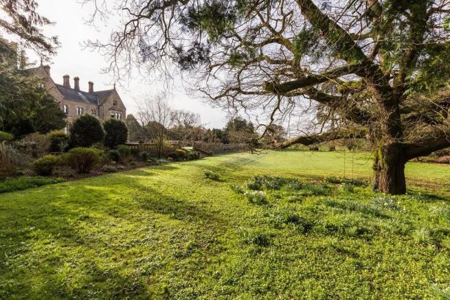 Gardens and groun...