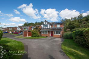 9, Loughrigg Close, Manchester M29 7GD