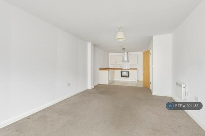Kitchen/Louge