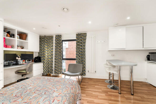 Flat 17, Mallory House (3).JPG