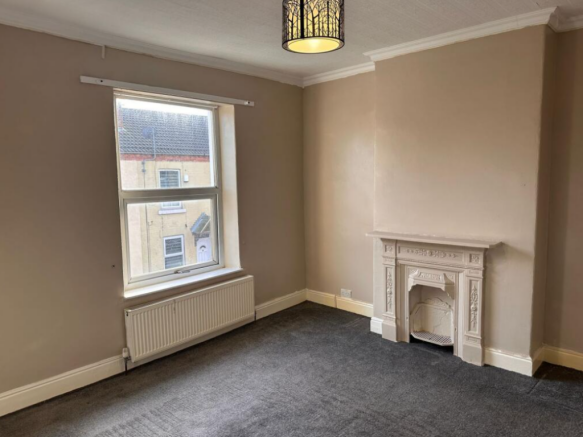 2 bed Semi-Detached for sale Image 5