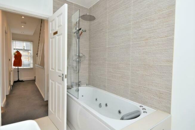 Bathroom1