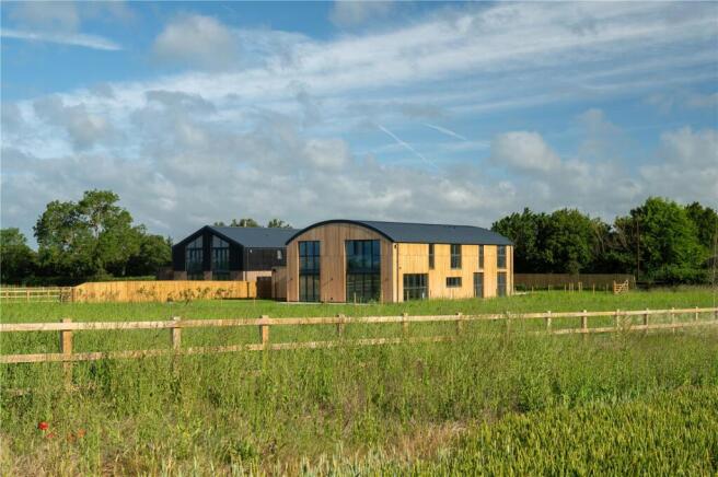 Lindhay Barn