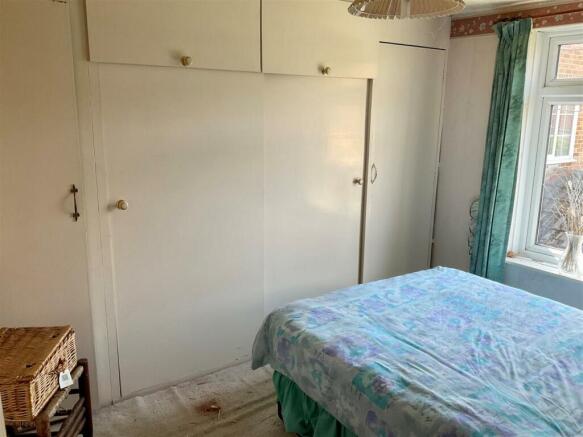 bedroom 3.jpg