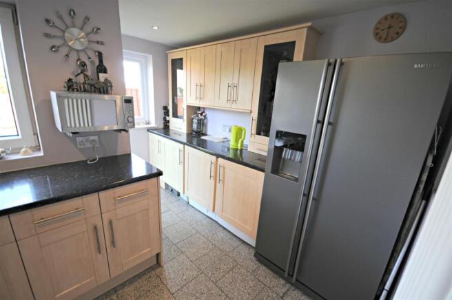 Dining kitchen