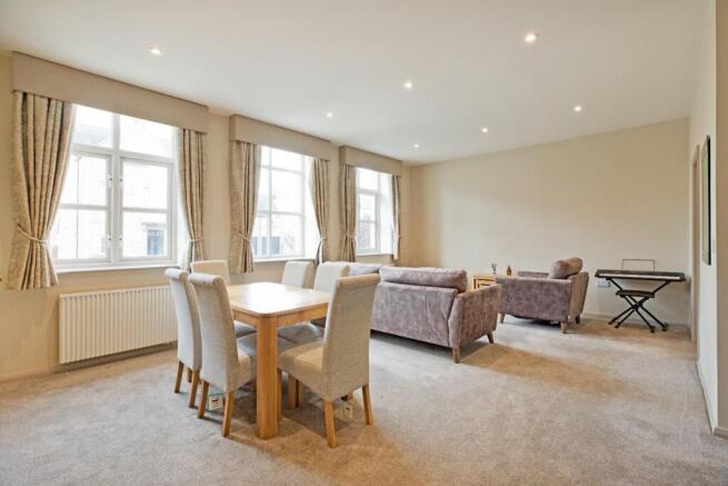 2 bed Mews for sale Image 4