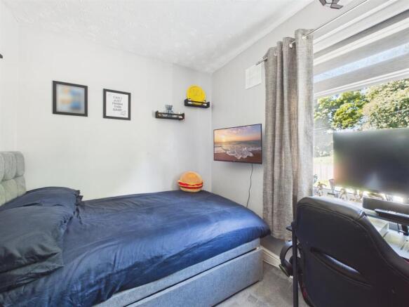 3 bed Terraced for sale Image 8