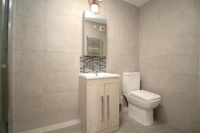 shower room 1 .JPG