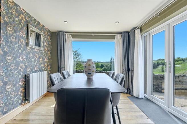 3 bed Semi-Detached for sale Image 9