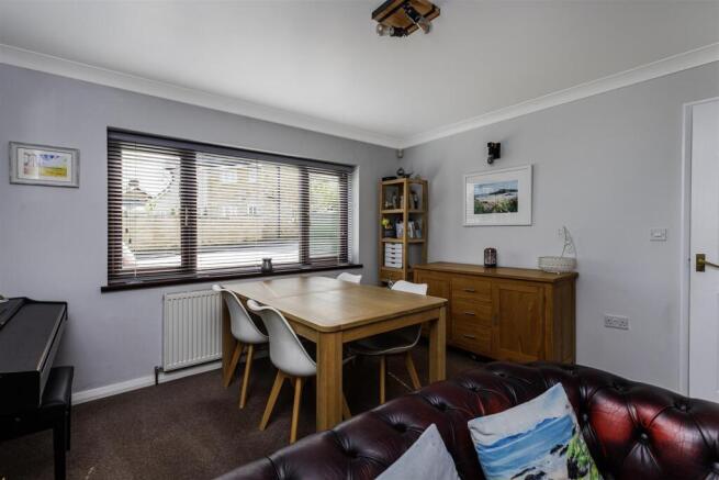 3 bed Detached for sale Image 9