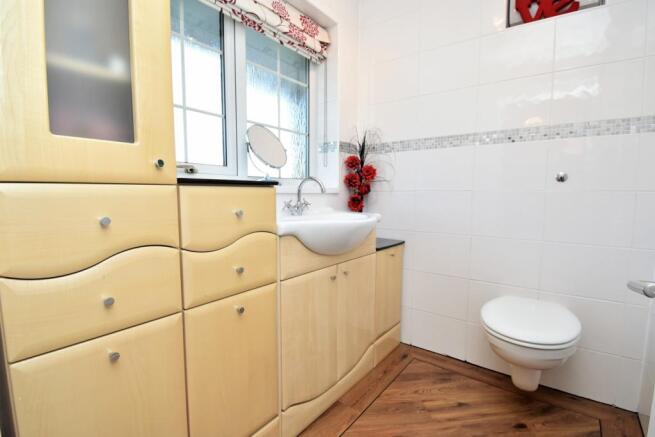 Rawfield Lane, Fairburn (28)WC