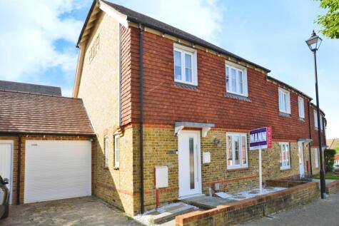 Running Foxes Lane, Ashford, Kent, TN23