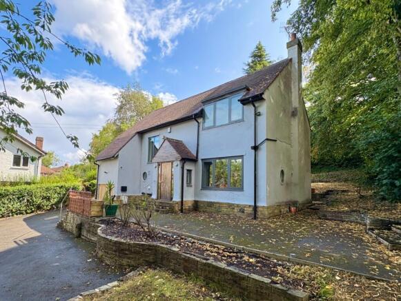 4 bed Detached to rent Image 2
