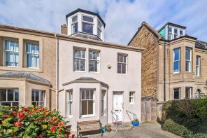 8a, Park Road, Newhaven, Edinburgh EH6 4LF