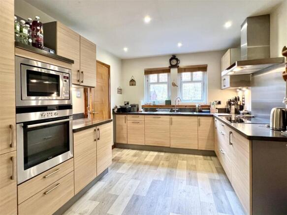 Clover Way, Blairhall