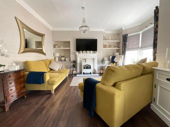 6 bed Flat for sale Image 4