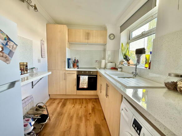 2 bed Terraced for sale Image 8