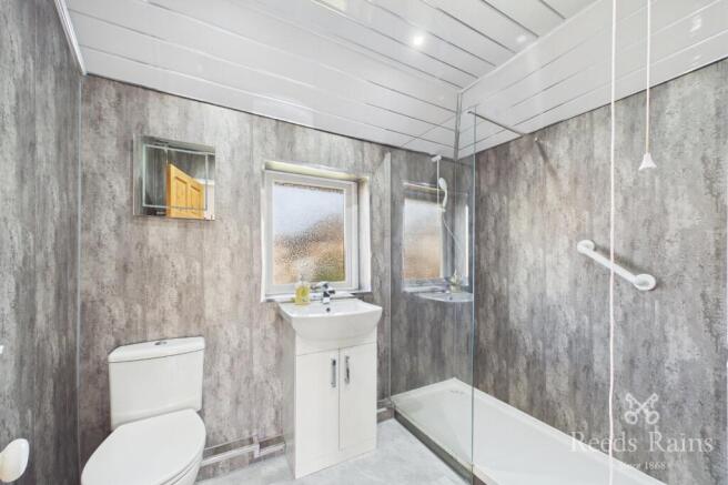 3 bed Semi-Detached for sale Image 8