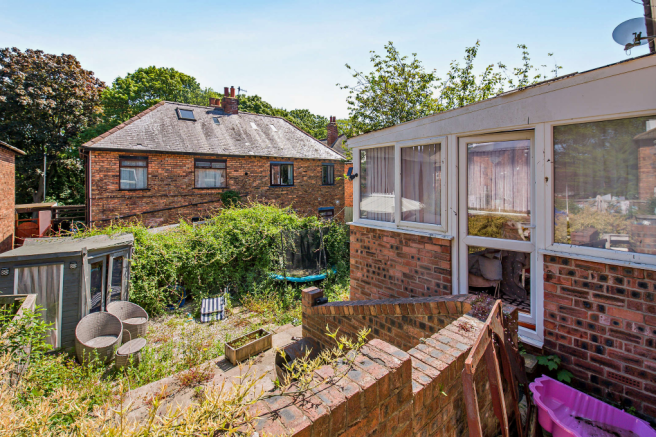 3 bed Semi-Detached for sale Image 6