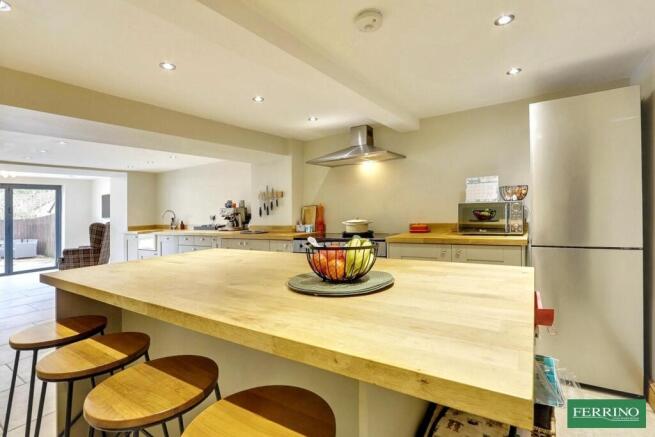 Kitchen/Dining Room