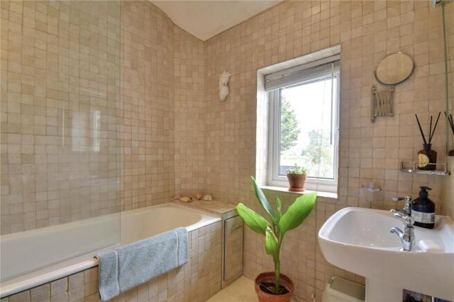 3 bed Detached for sale Image 6