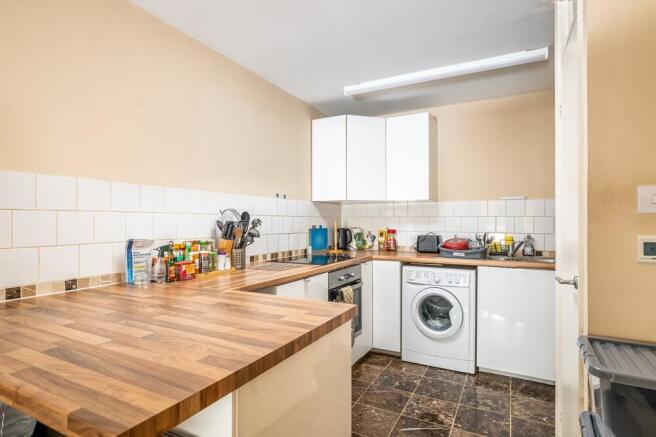 260303 - 4 Salisbury House, Bedford - 09