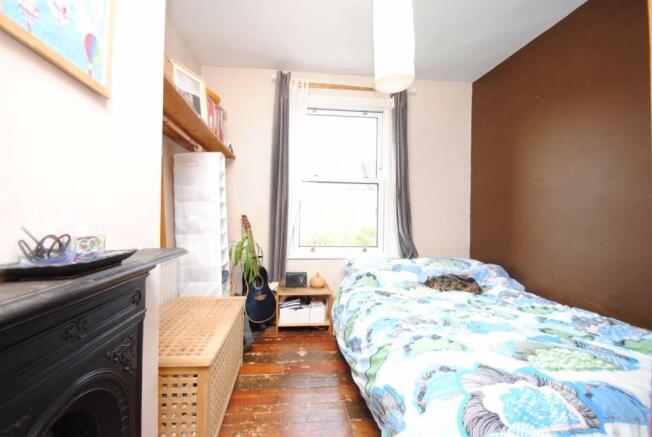Photo 10