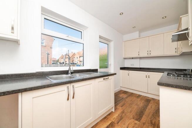 2 bed End of Terrace for sale Image 5