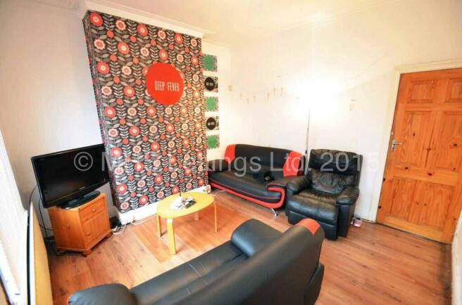 4 bed Terraced to rent Image 11