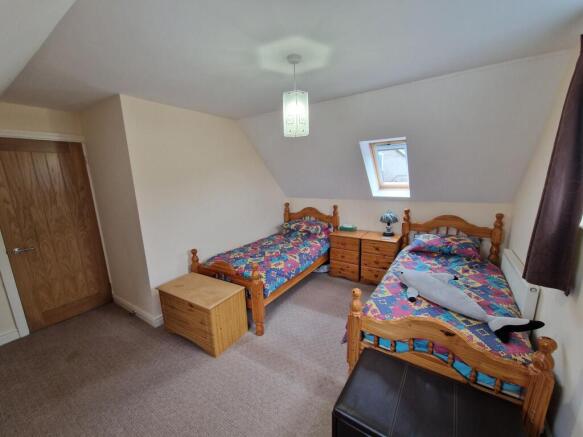 3 bed Detached Bungalow for sale Image 8
