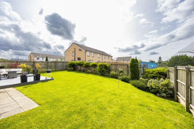 4_WOODLANDS_WAY_LENZIE_006.JPG