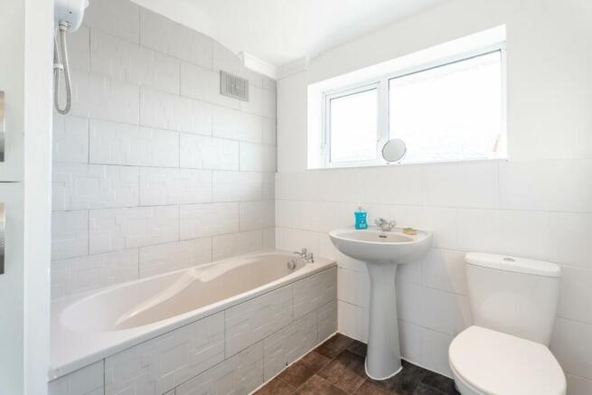 16Camberley-17.jpg