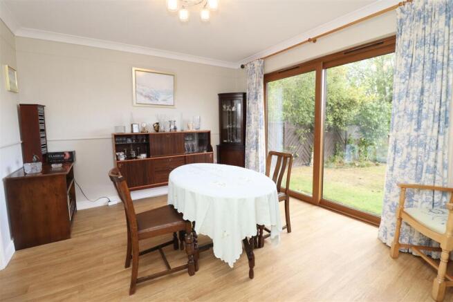 4 bed Detached for sale Image 5