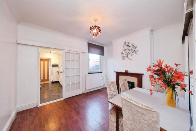 2 bed Terraced for sale Image 5