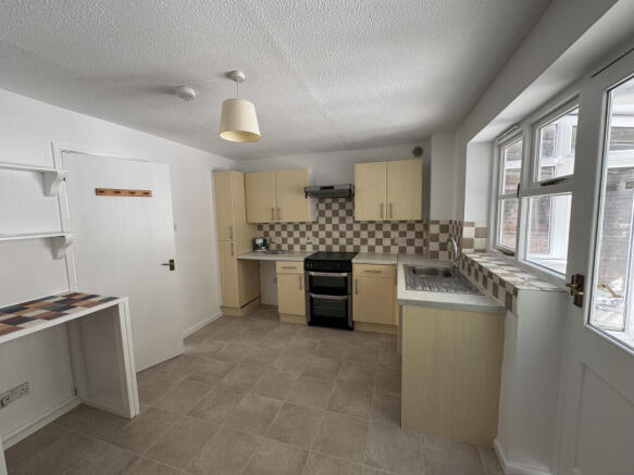 Kitchen .1.jpeg