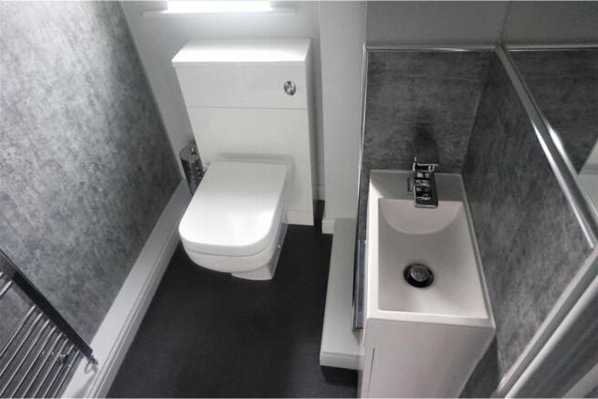 Master En-suite