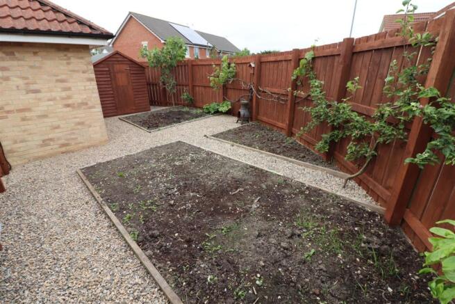 ADDITIONAL ENCLOSED GARDEN