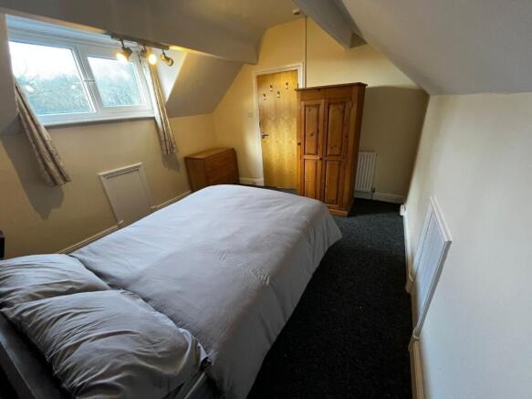 5 bed Terraced to rent Image 7