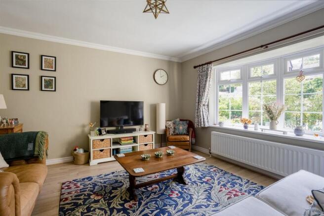 3 bed Terraced for sale Image 4