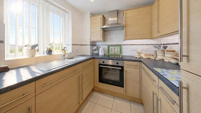 Thwaytes Court, Minster Drive, Herne Bay, CT6 8BF photo 4