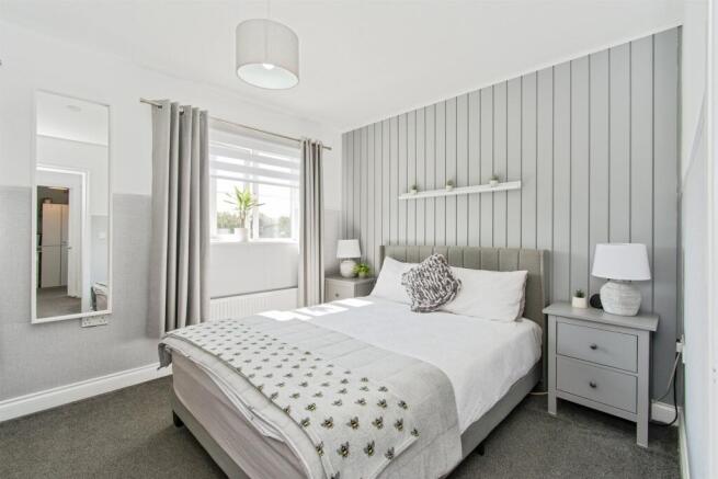 3 bed Town House for sale Image 4