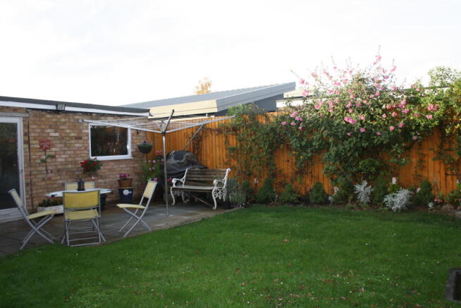 Photo 8
