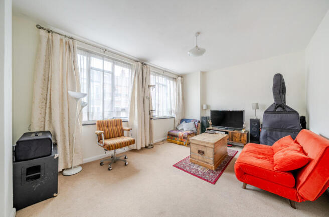 1330919-2-688cc9f...