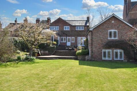 Westgate, Louth LN11 9YH